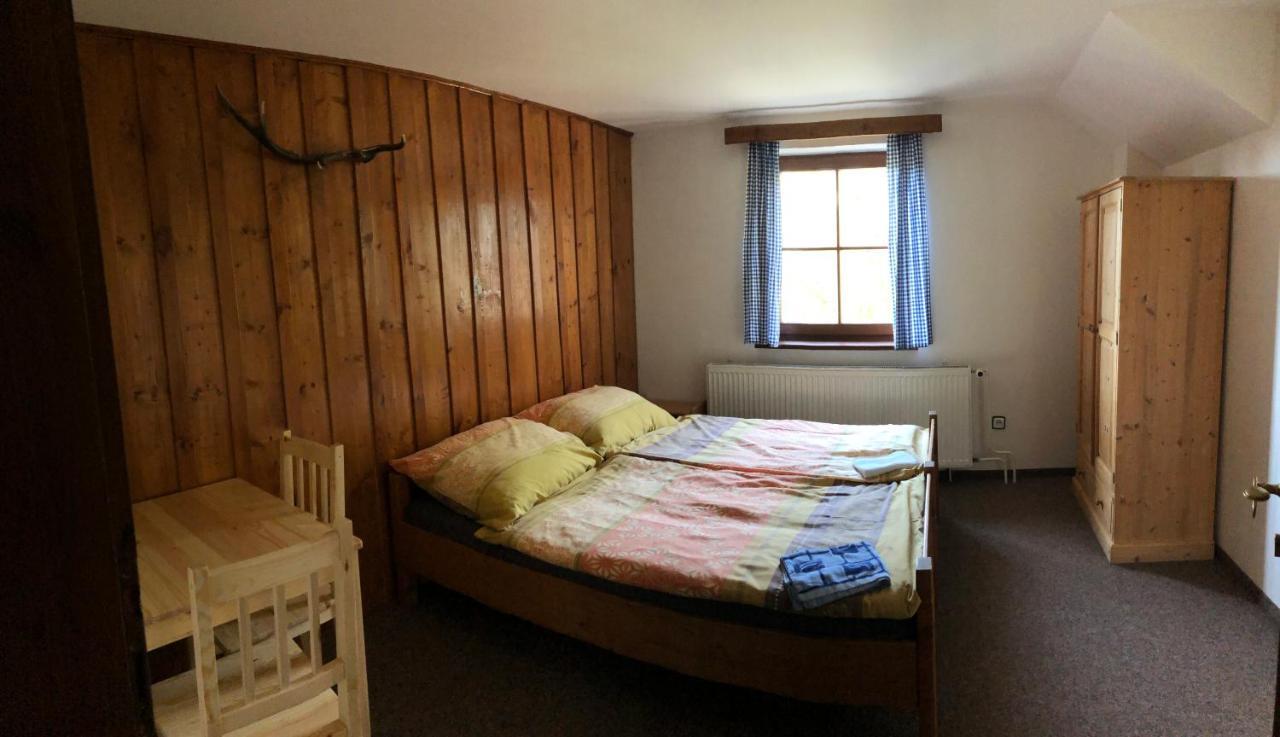 Penzion "Pod Hureckym Vrchem" Prasily Bagian luar foto
